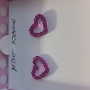 Betsey Johnson heart earrings